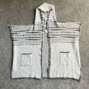 Francesca’s Poncho One Size